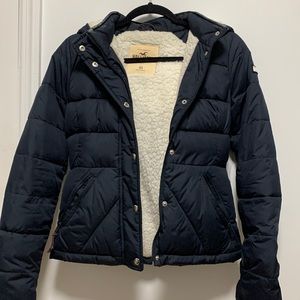 Hollister short puffer jacket